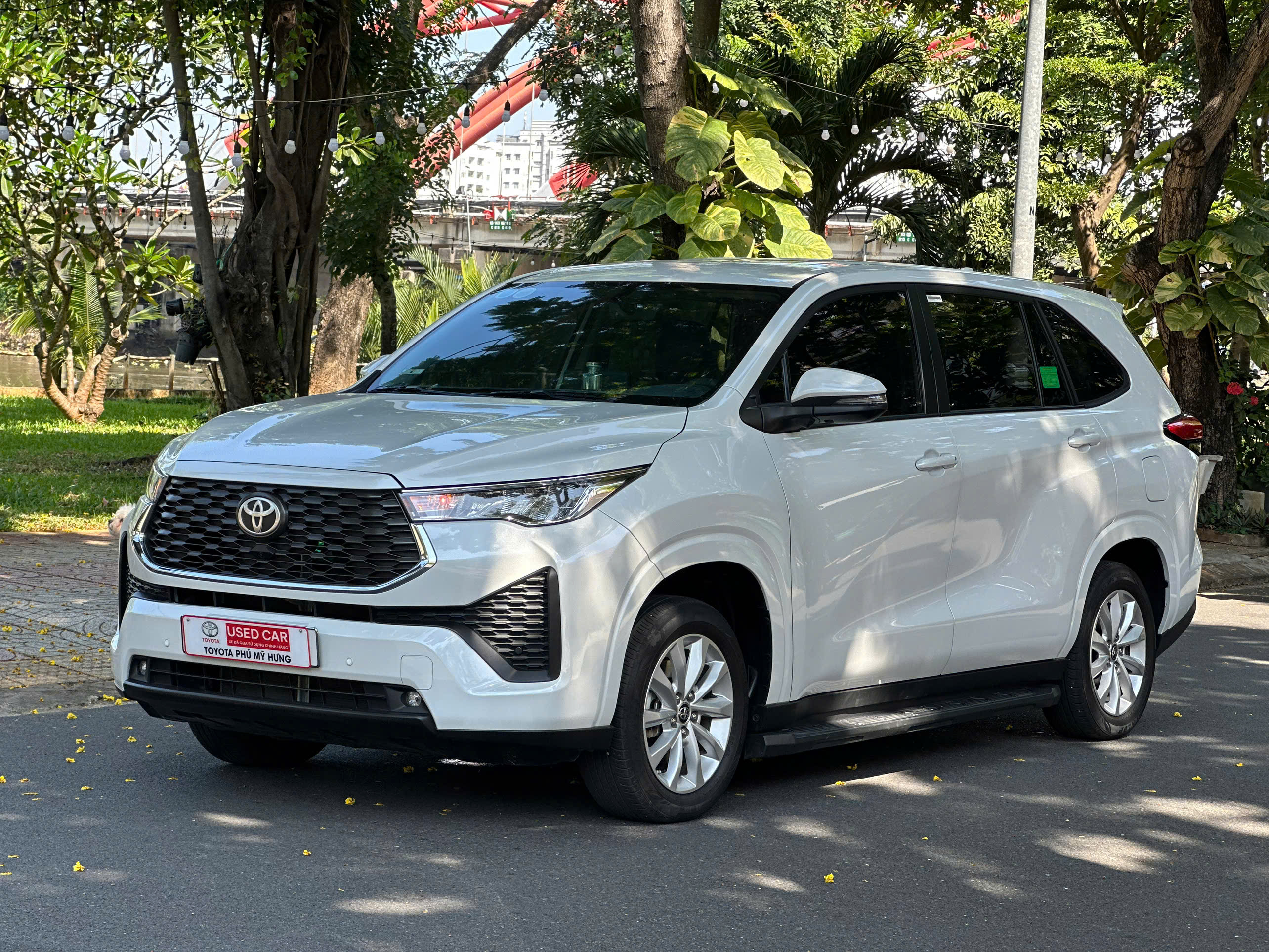 TOYOTA INNOVA CROSS 2023