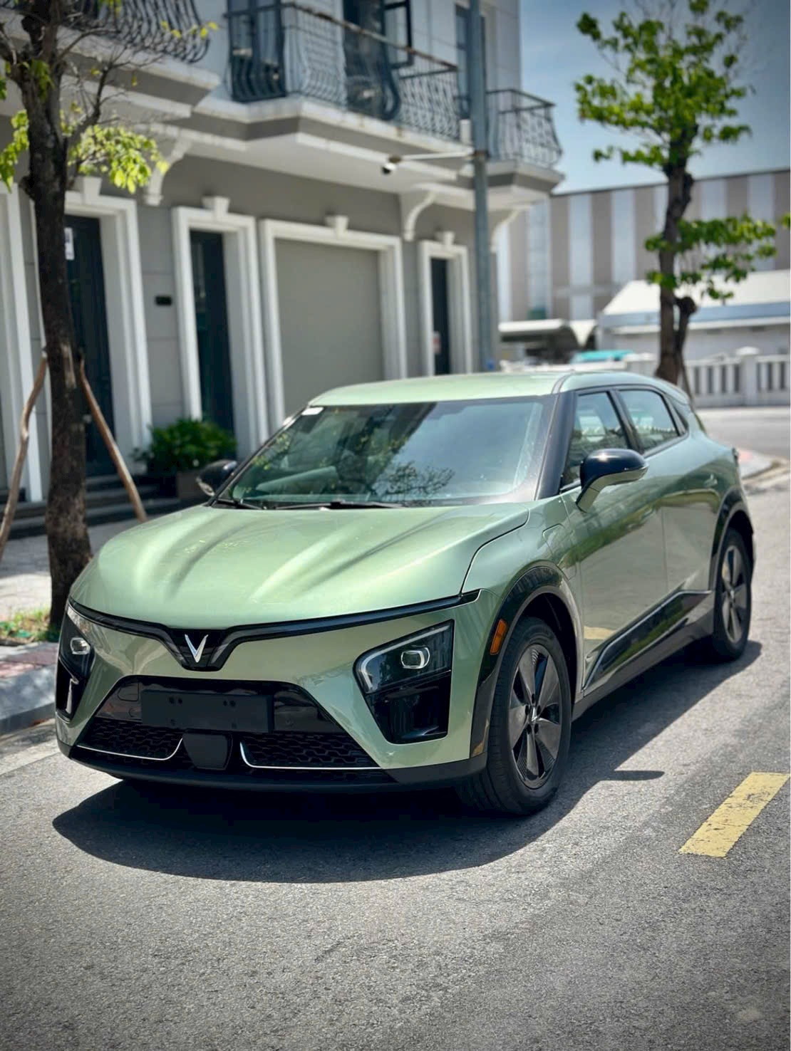 BÁN VINFAST VF7 ECO – SUV ĐIỆN HIỆN ĐẠI, TIẾT KIỆM, SANG TRỌNG