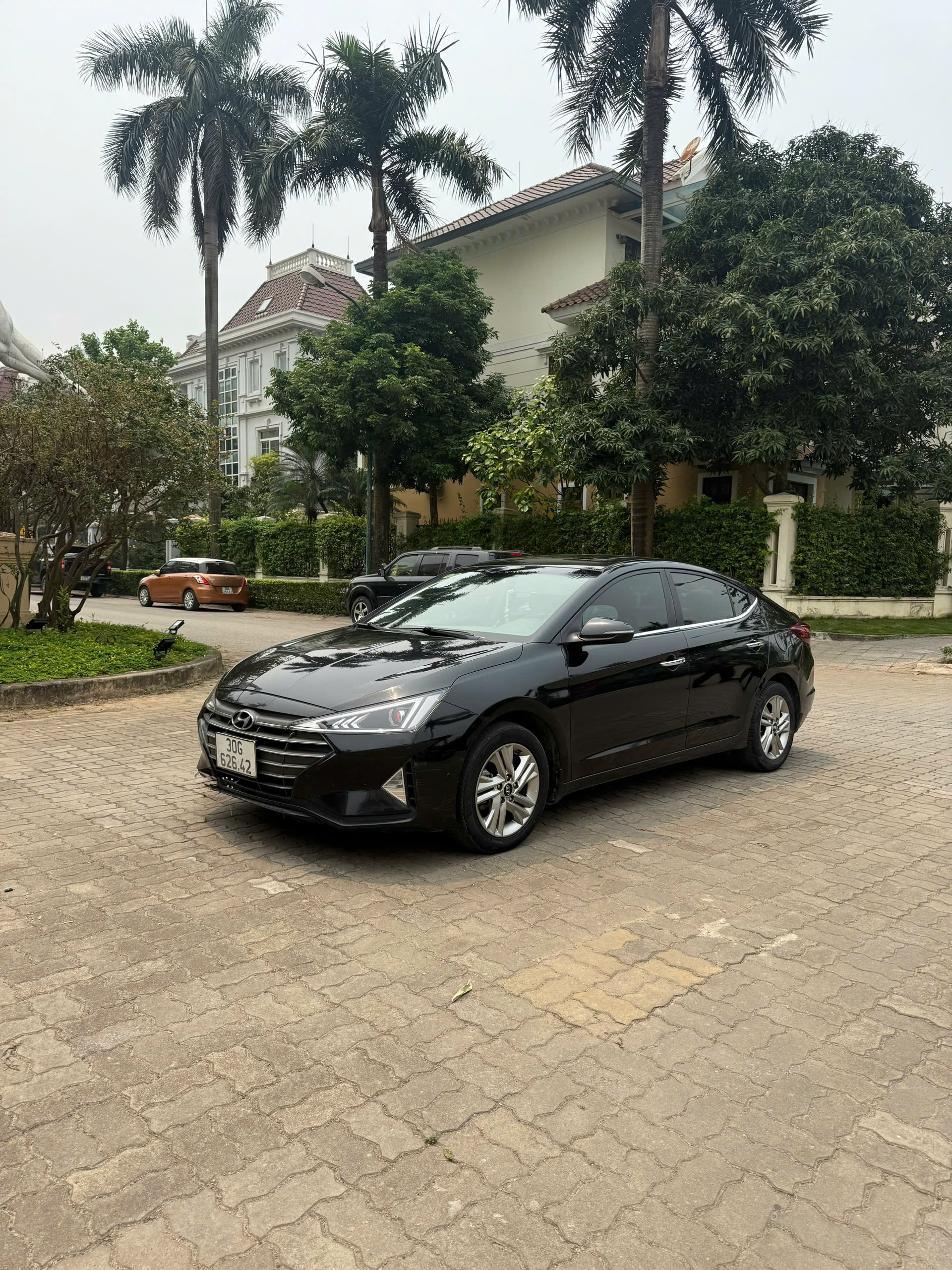 BÁN HYUNDAI ELANTRA GLS 2020 – GIÁ TỐT, XE ĐẸP