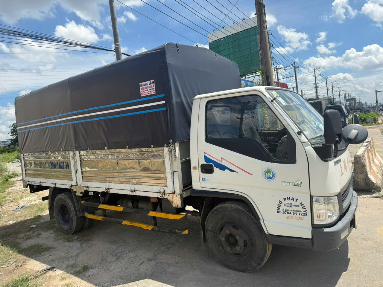 CHÍNH CHỦ CẦN BÁN XE IZ49 ĐỜI 2019 THÙNG DÀI 4,2m