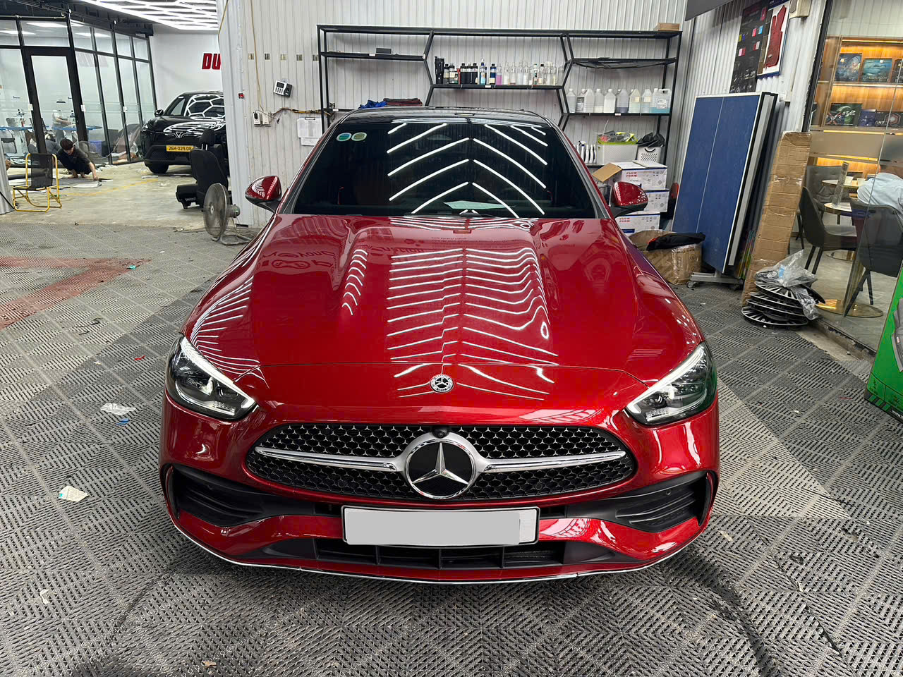 ►  Mercedes-Benz C300 AMG – sản xuất cuối 2021, đăng ký 2022