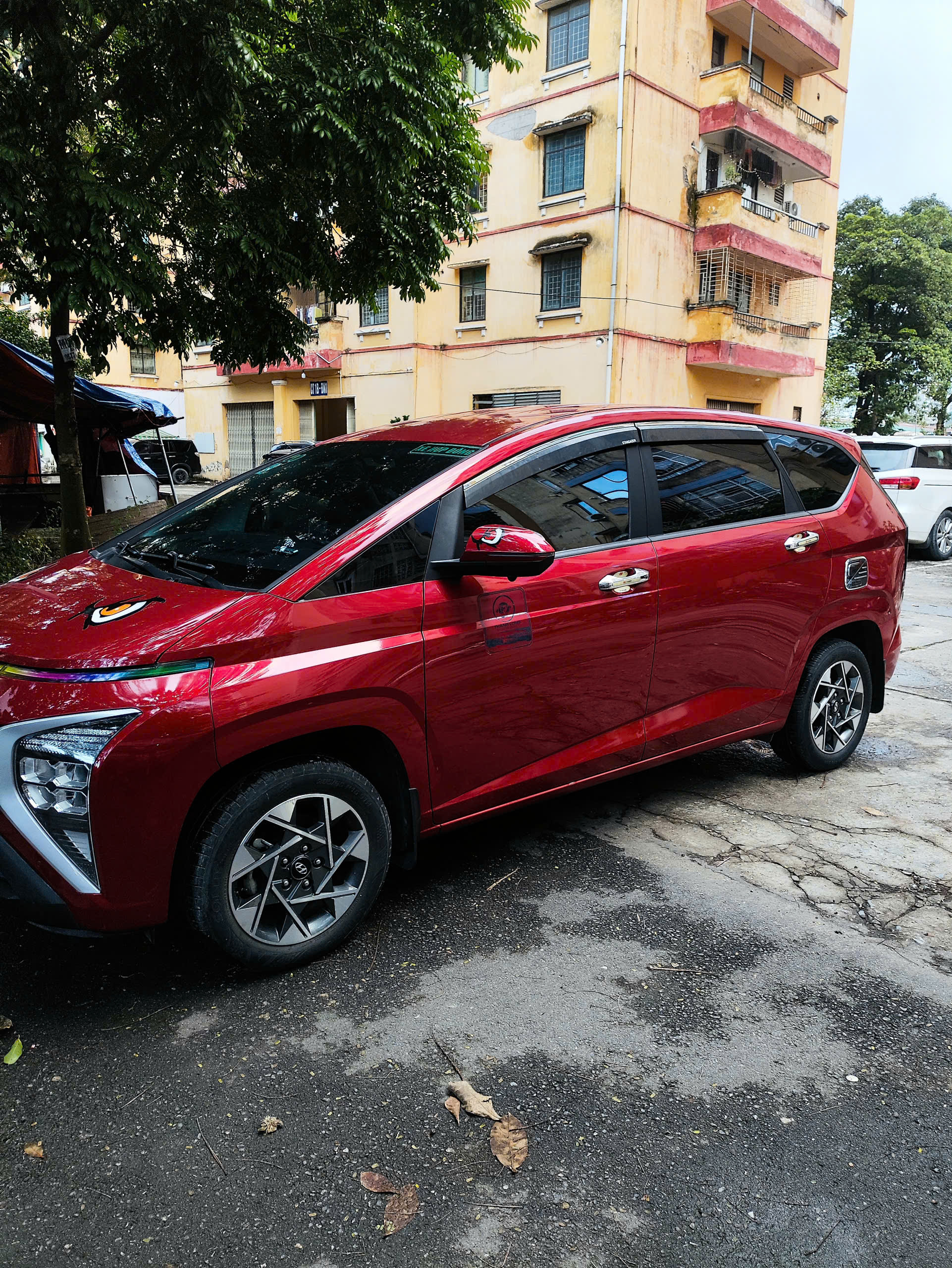 CẦN BÁN XE HYUNDAI STARGAZER BẢN CAO CẤP