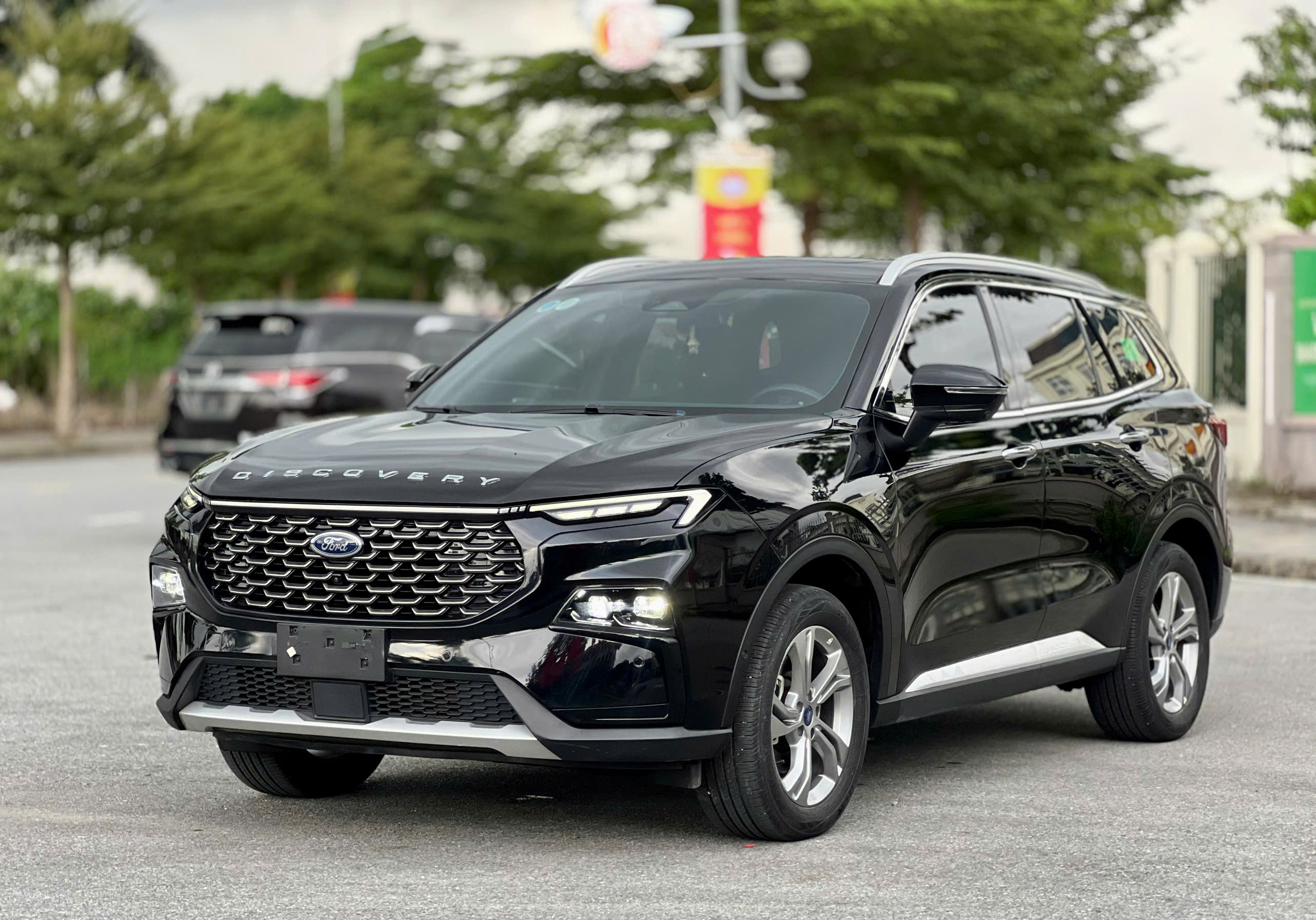 ► Territory Titanium 2023