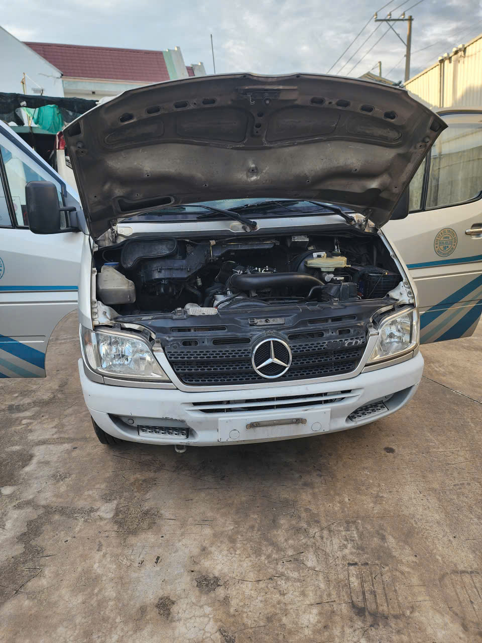 BÁN XE TẢI VAN CŨ MERCEDES-BENZ SPRINTER 311 CDI 2.2L