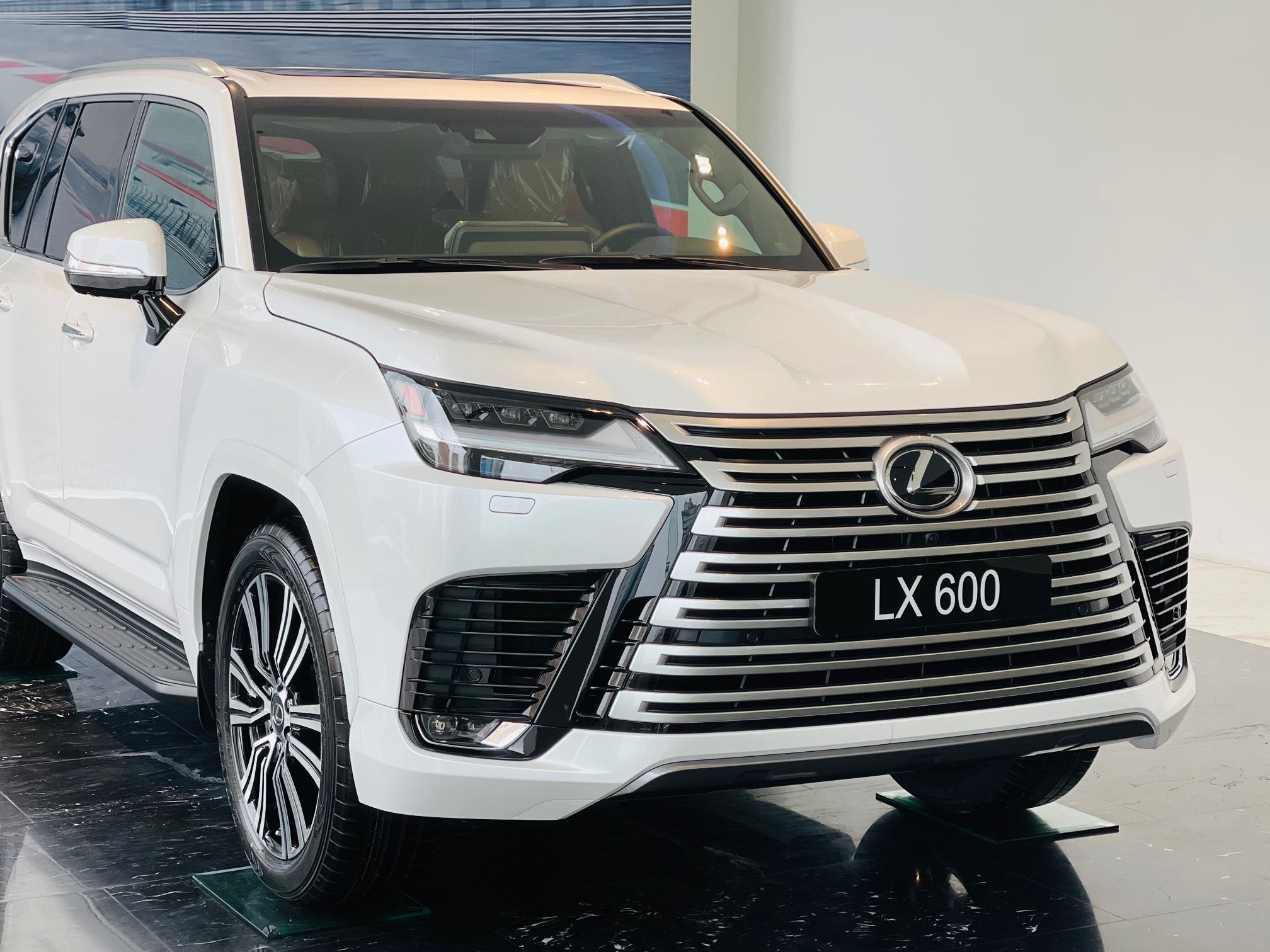 LEXUS LX600 - ĐẶT CỌC SỚM - GIAO XE SỚM