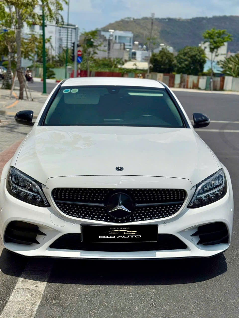 ► Giảm sâu bán lấy số