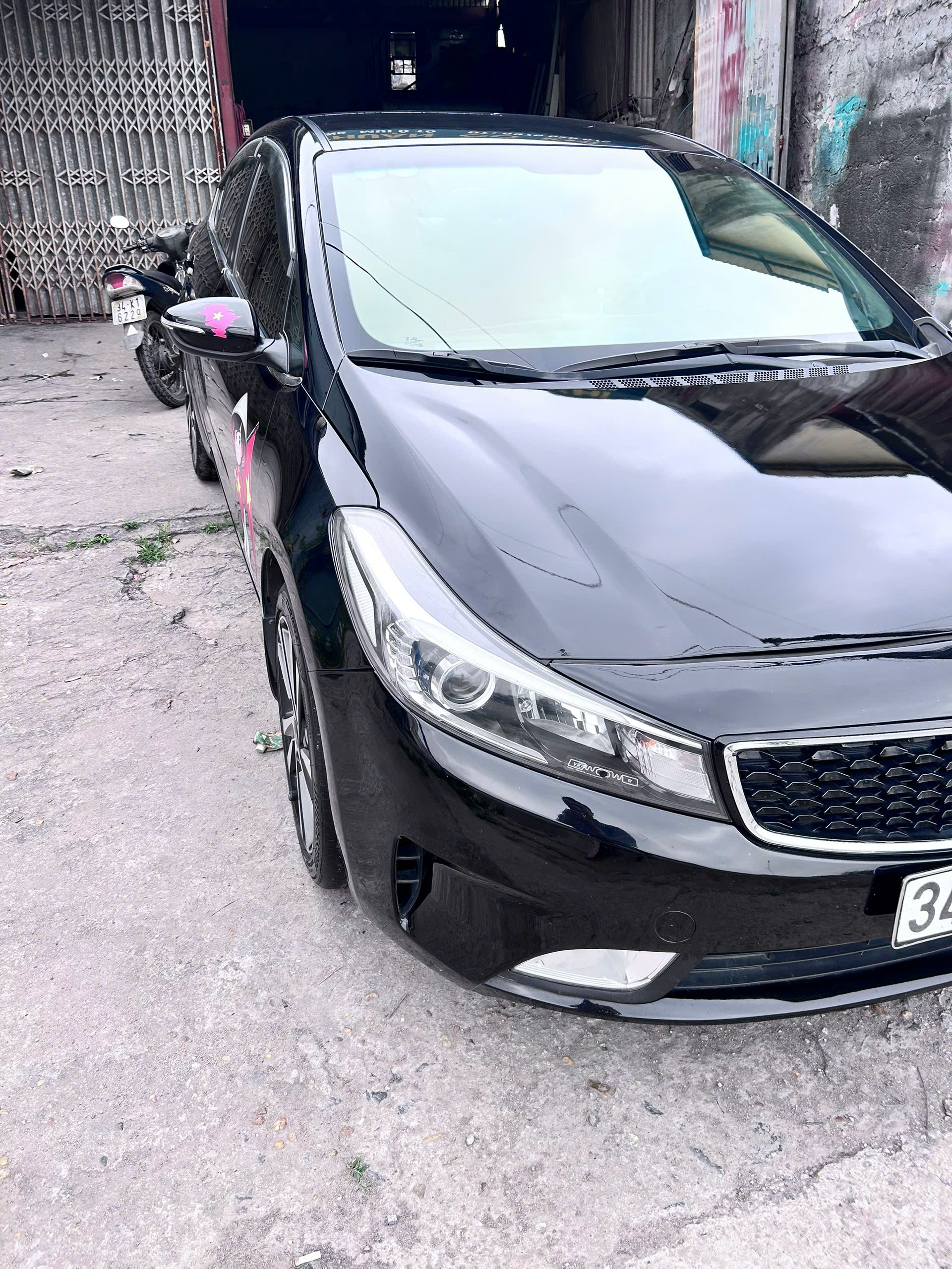 ► Kia Cerato 2017 bản số sàn, xe cá nhân sử dụng kỹ nên còn rất đẹp.