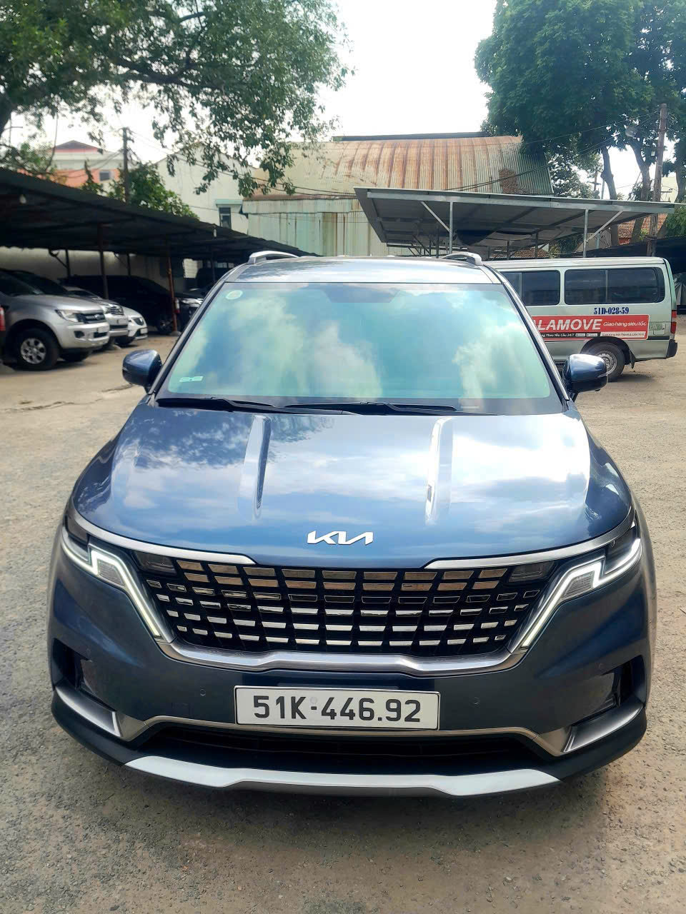 Carnival premium SX 2022 dầu cao cấp.