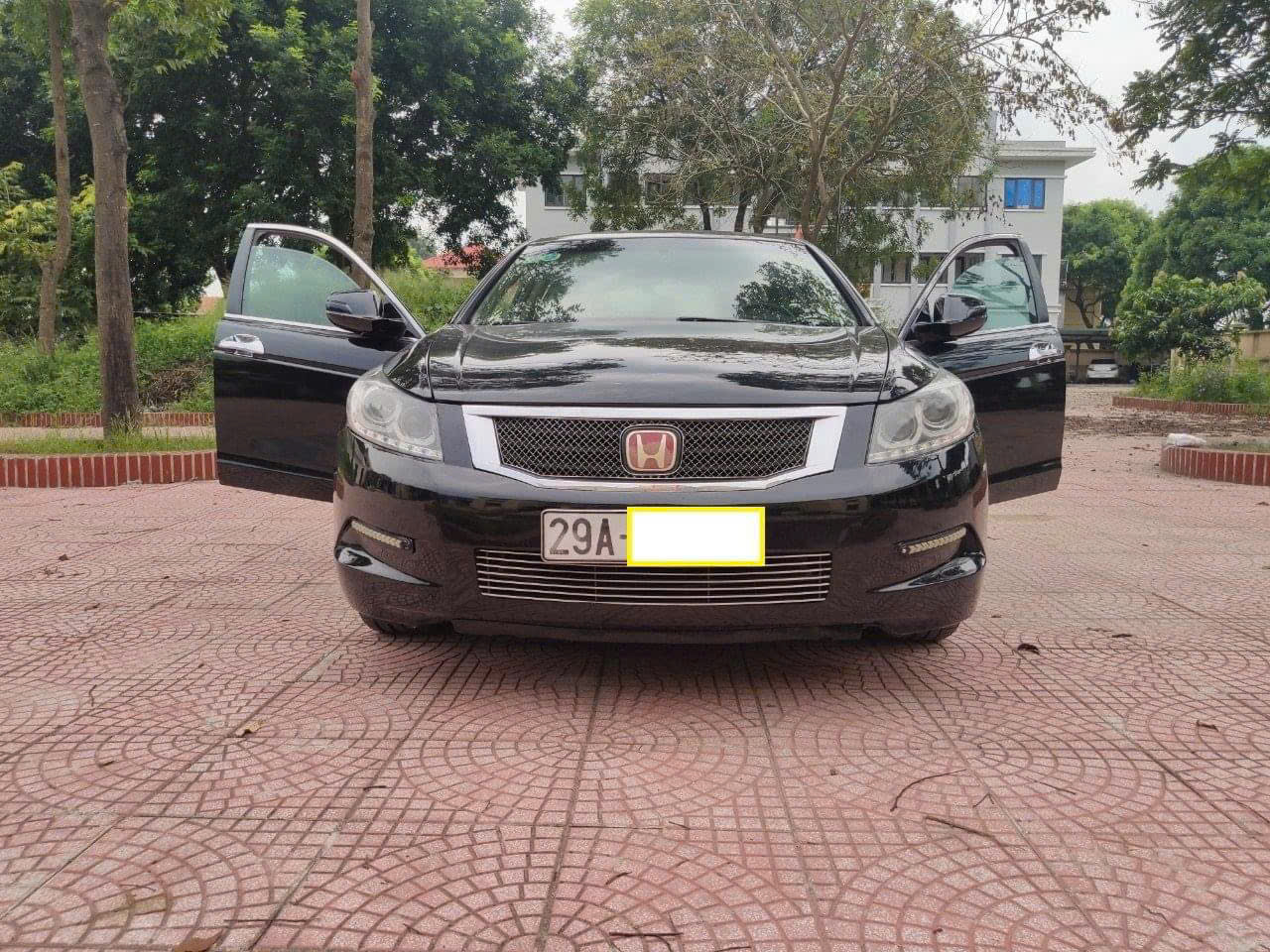 Chính chủ bán xe Honda Accord sản xuất năm 2008