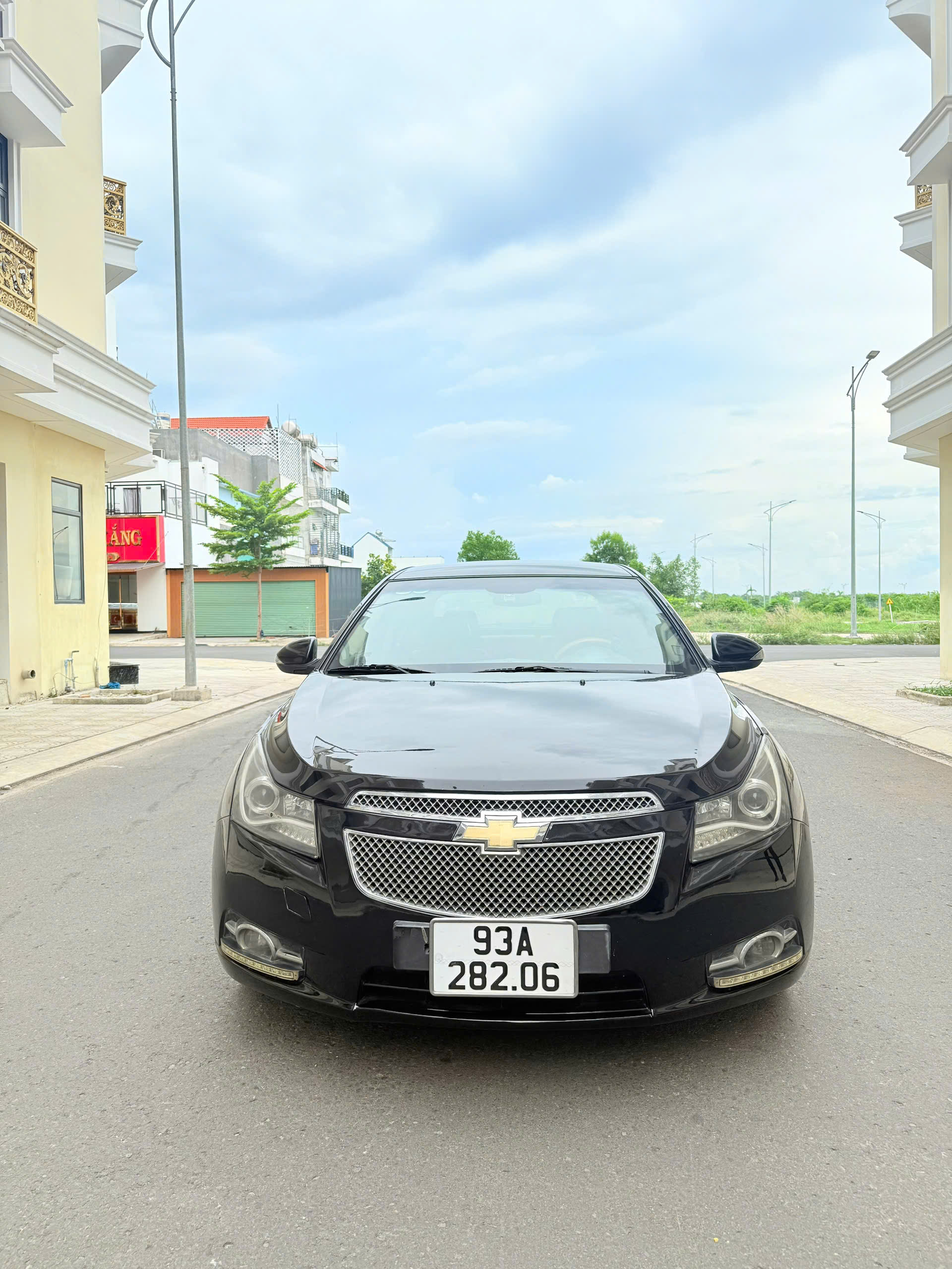 Cần bán xe 4 chỗ đẹp