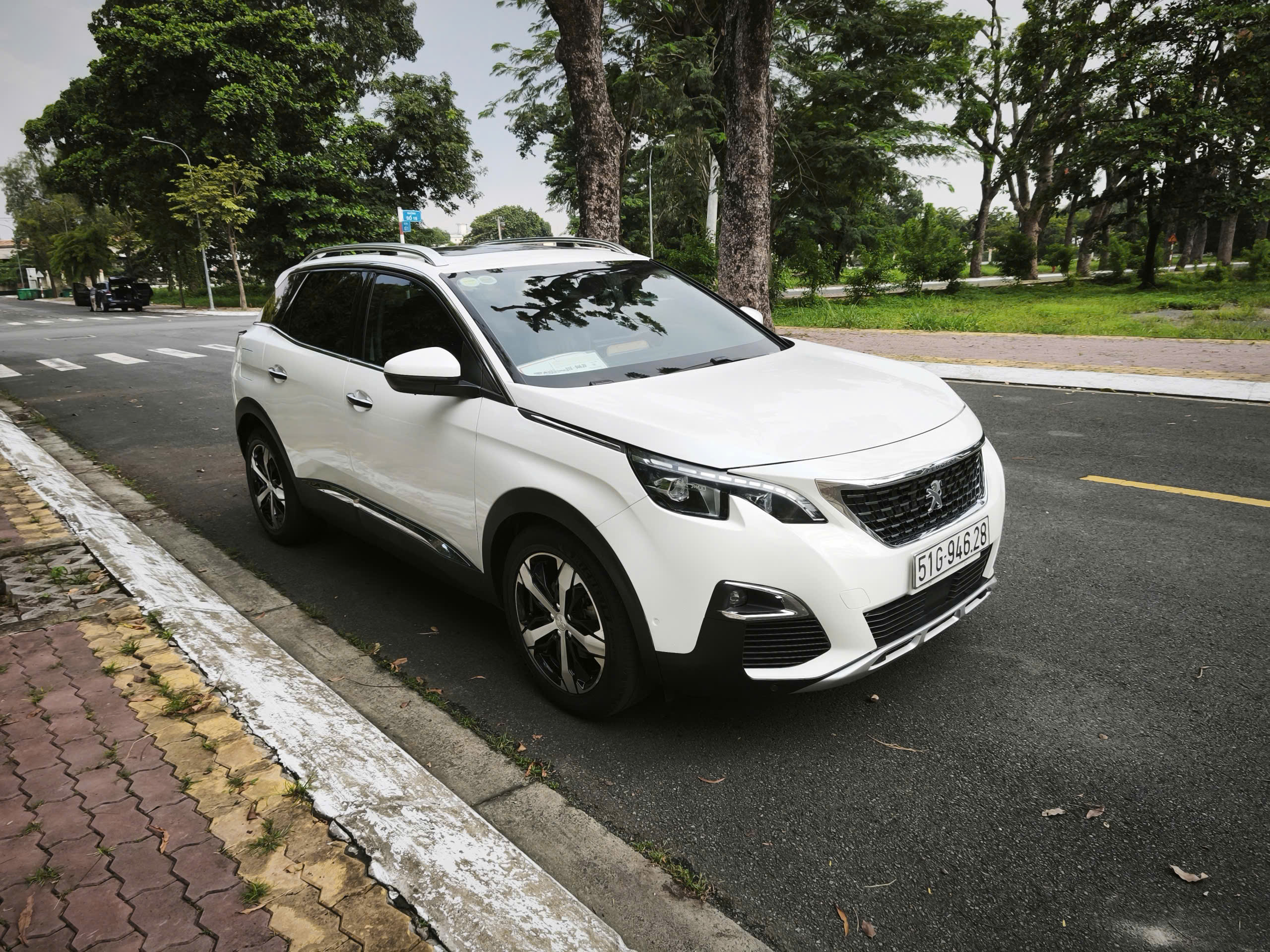 CẦN BÁN PEUGEOT 3008 (2019) – XE GIA ĐÌNH ĐẸP, BẢO DƯỠNG KỸ, ĐĂNG KIỂM CỰC DÀI