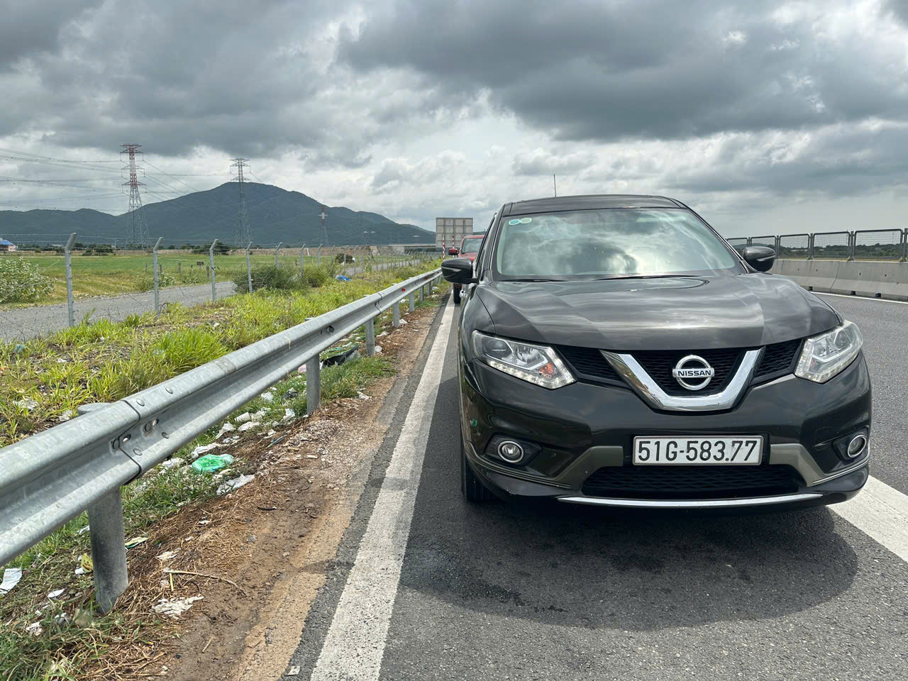 Chính chủ bán xe NISSAN X-TRAIL sản xuất năm 2018