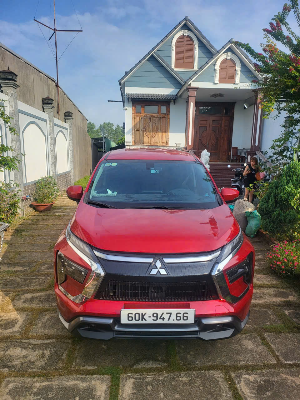 MITSUBISHI XPANDER PREMIUM 1.5 AT 2025 – ĐỎ ĐẸP – GIÁ CHỈ 570 TRIỆU