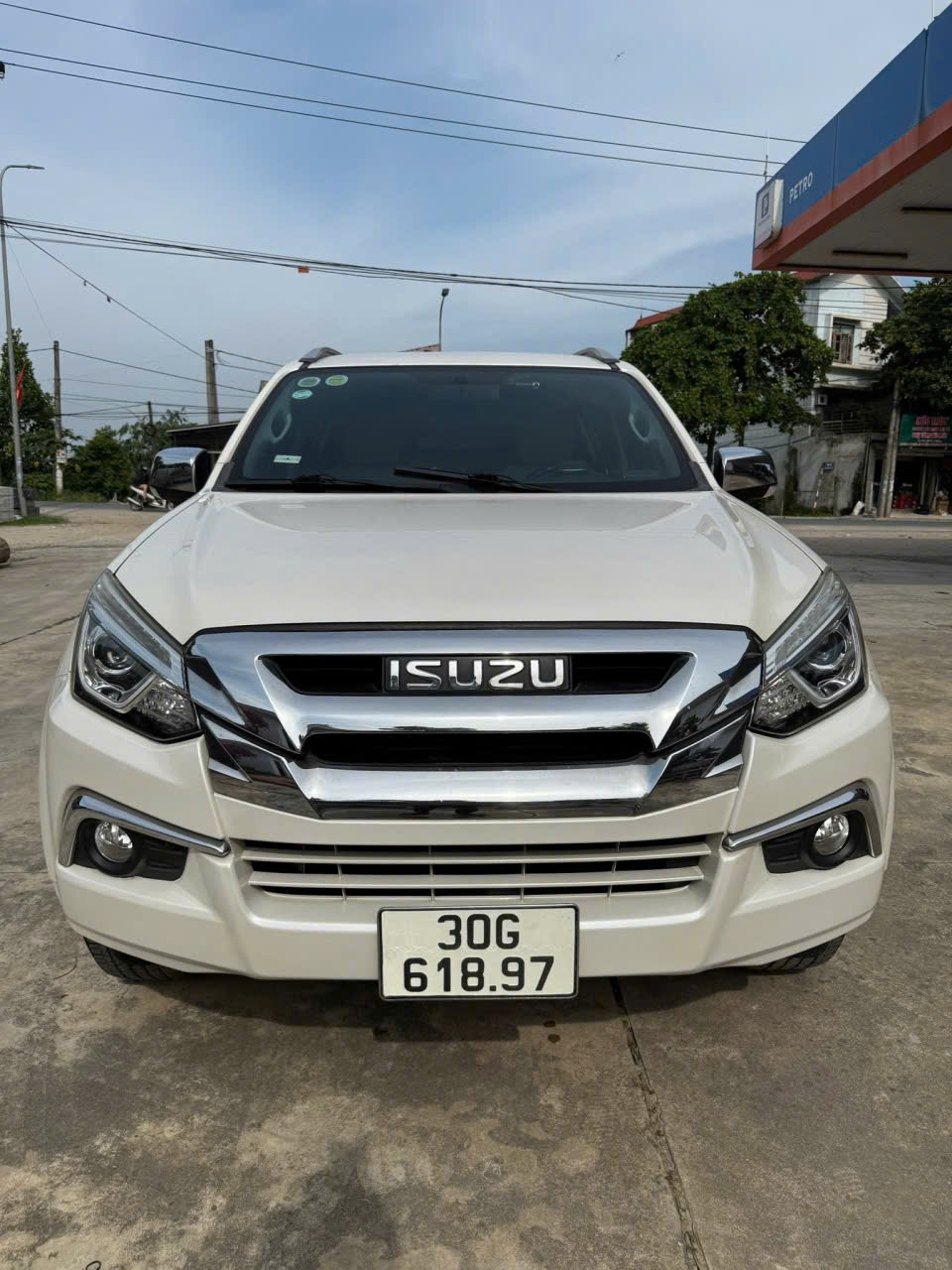 ►  ISUZU MU-X BLUE POWER 2019 – ĐĂNG KÝ 2020 – 1 CHỦ TỪ ĐẦU – ODO 7 VẠN KM